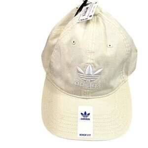 NWT Womens Adidas Cap - Creamy Pale‎ yellow